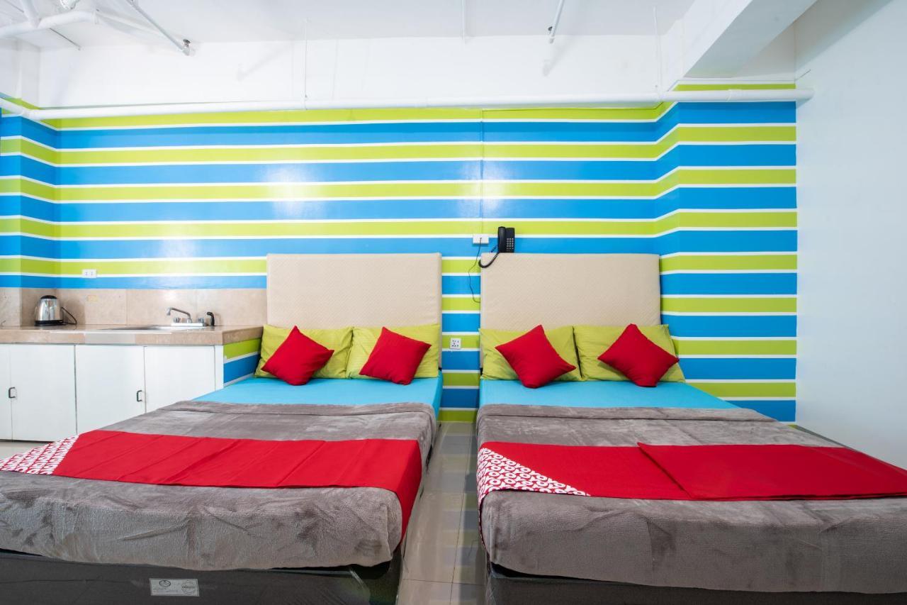 Oyo 501 Yuj Inn Pasay Exterior photo