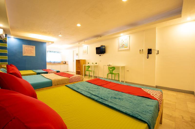 Oyo 501 Yuj Inn Pasay Exterior photo